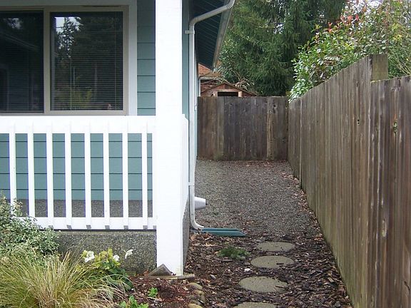 3rd image of 6928 Pleasant St SW