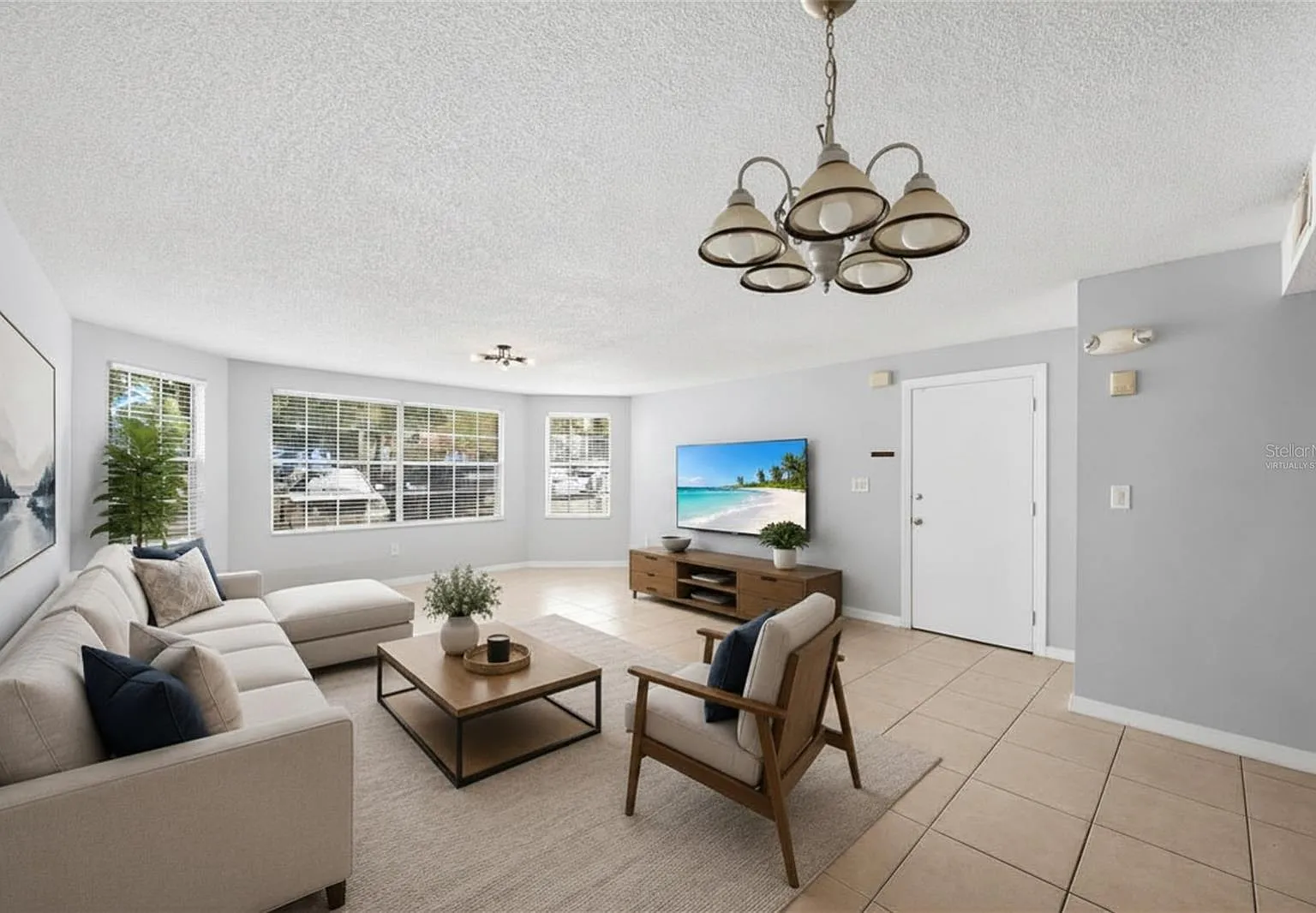 3 bed, 2.0 bath, 1287 sqft, $1,700 — Photo 3