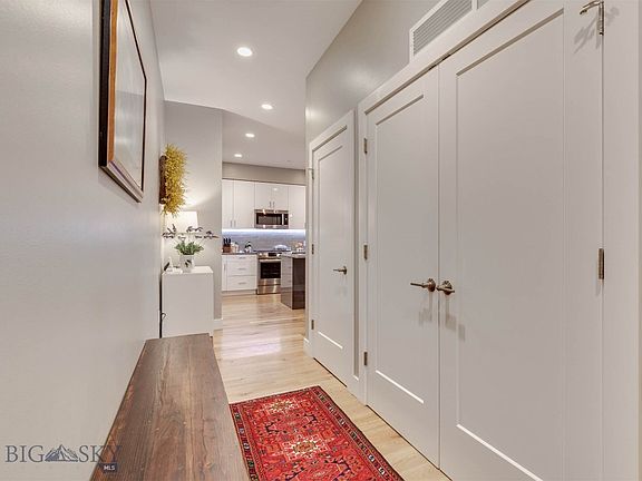 3rd image of 5 W Mendenhall St #318