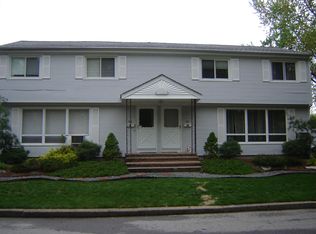 68 Tome St, Cranston, RI 02920