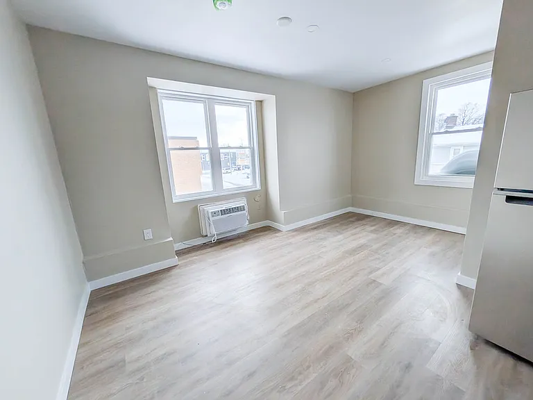 5824 Main St #A — Photo 3