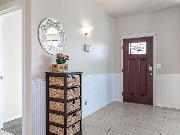3rd image of 3711 El Paso Dr