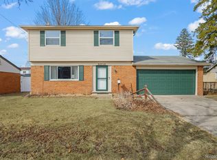 35710 Somerset St, Westland, MI 48186