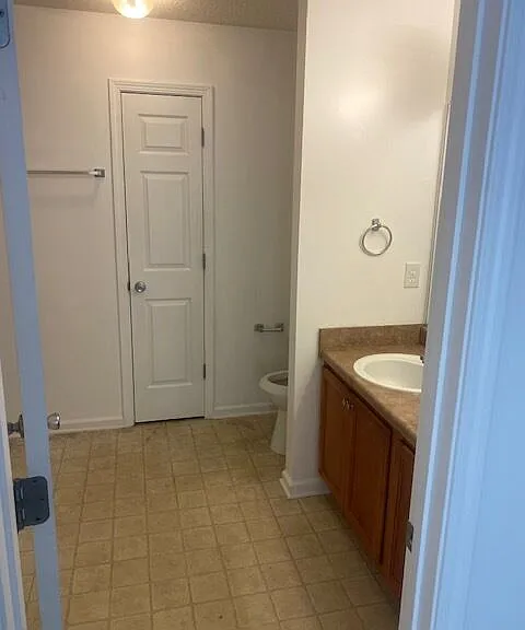 112 Chastain Cir — Photo 13