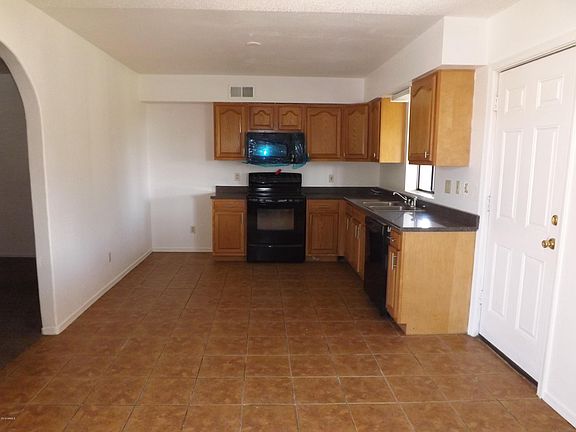 3rd image of 1313 S San Marcos Dr
