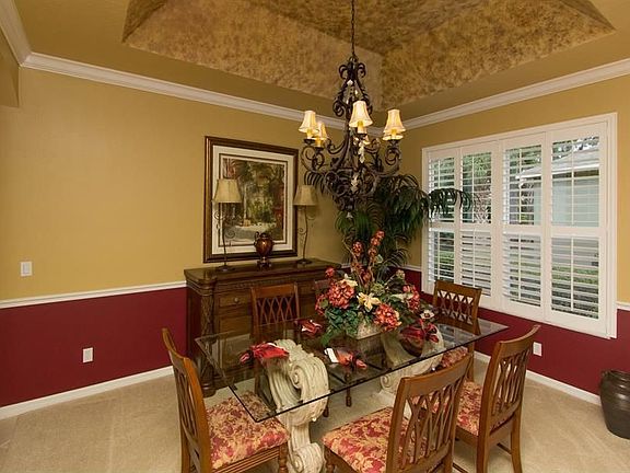 5th image of 5122 Majestic Woods Pl