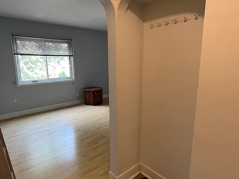 661 McKay Ave #1 — Photo 1