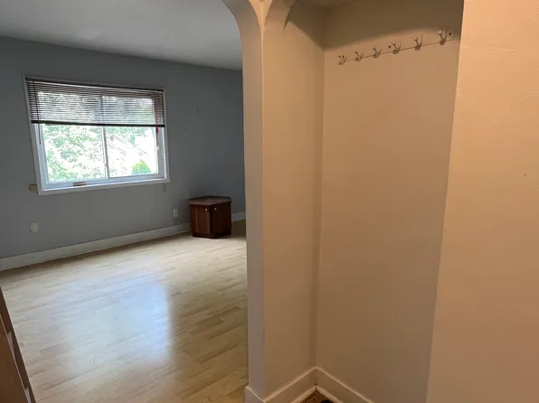 661 McKay Ave #1, Windsor, ON N9B 1Z9