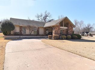 8205 S Quebec Ave, Tulsa, OK 74137