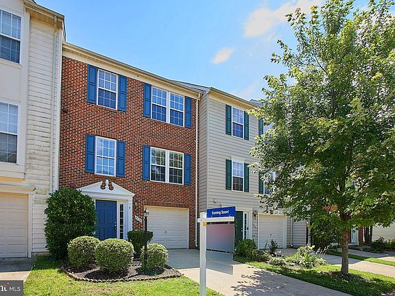 4th image of 8035 Horseshoe Cottage Cir