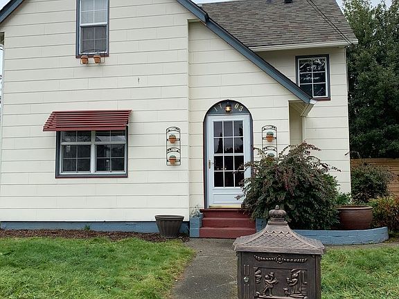 2nd image of 1703 Park Ave