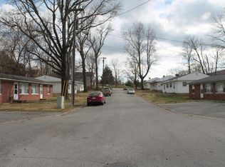606 E Park St, Carbondale, IL 62901