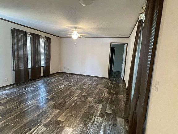 3rd image of 825 1st Ave E #194