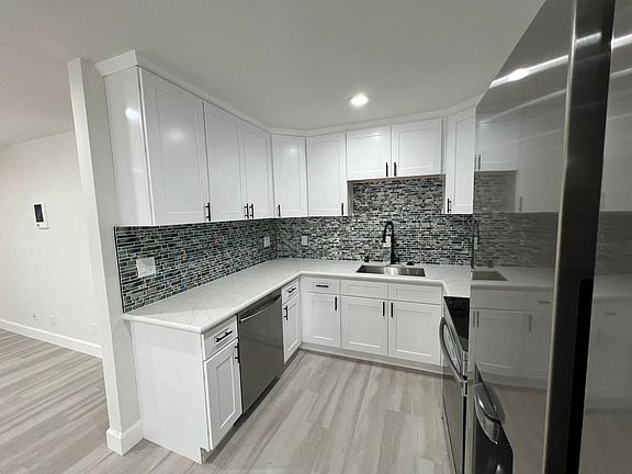 5th image of 2282 W Dunlop St APT 12