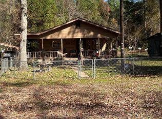 26 Pine Dr, Converse, LA 71419