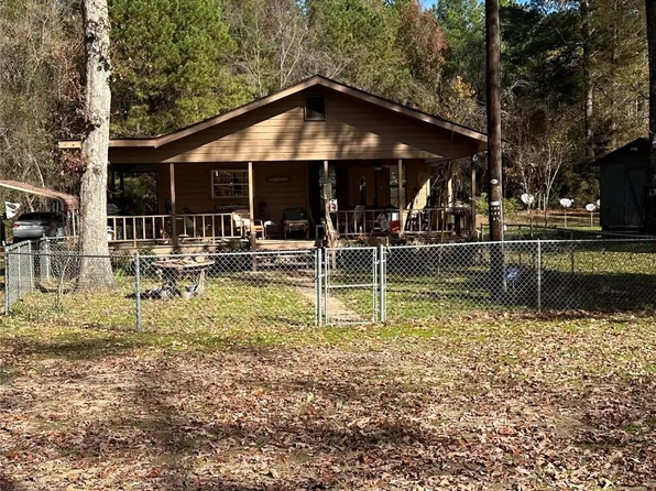 26 Pine Dr, Converse, LA 71419