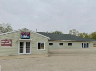 5705 N State Rd, Alma, MI 48801