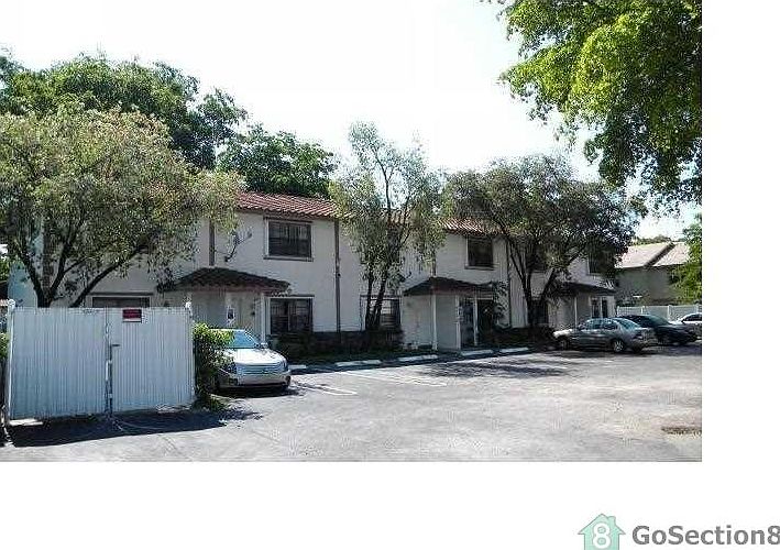 1st image of 11614 NW 35th Ct