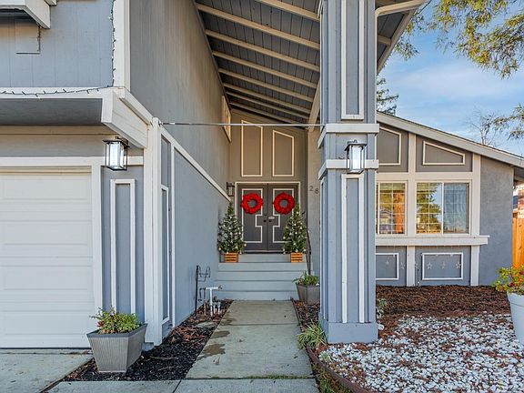 5th image of 2810 Elmhurst Circle