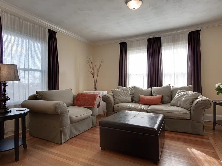 69 Eleanor St — Photo 3