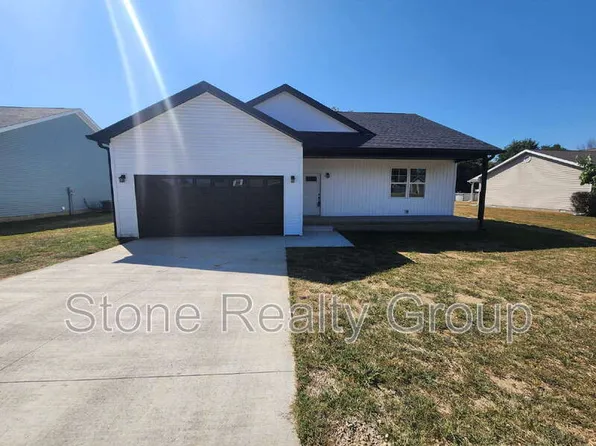 1162 W Ewing St, Clinton, IN 47842