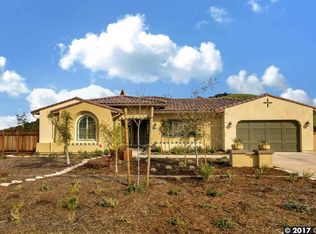 31 Wilder Rd, Orinda, CA 94563