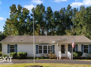 664 Hawthorne Dr, Bracey, VA 23919