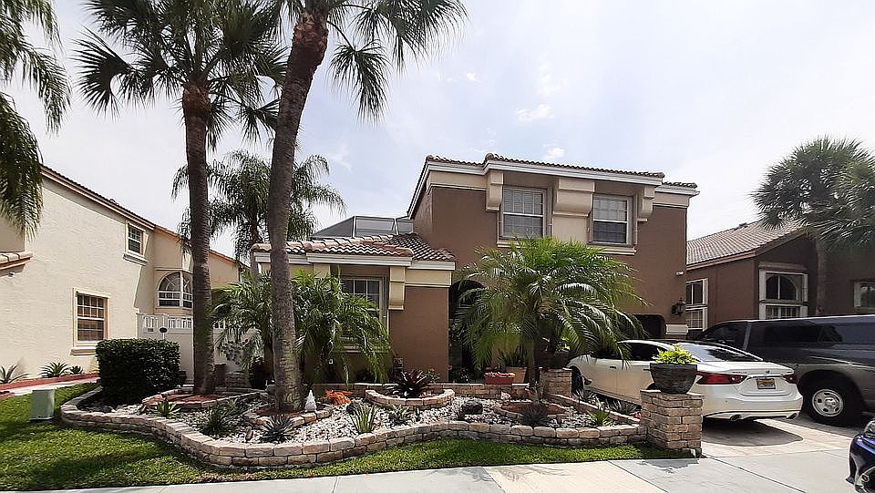 1st image of 1585 NW 159th Ave