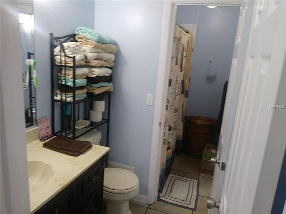 4th image of 1605 Morning Dove Ln APT C