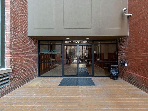 3rd image of 308 W 8th St APT 518