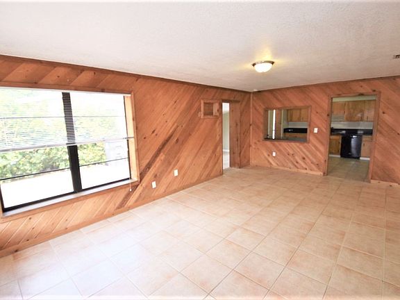 5th image of 414 Dionne Dr
