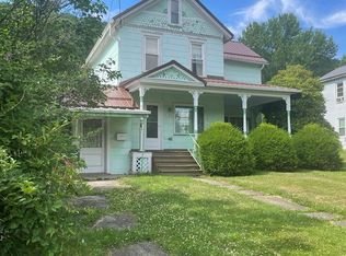 512 Grant St, Franklin, PA