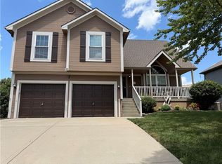 8000 NE 112th St, Kansas City, MO 64157