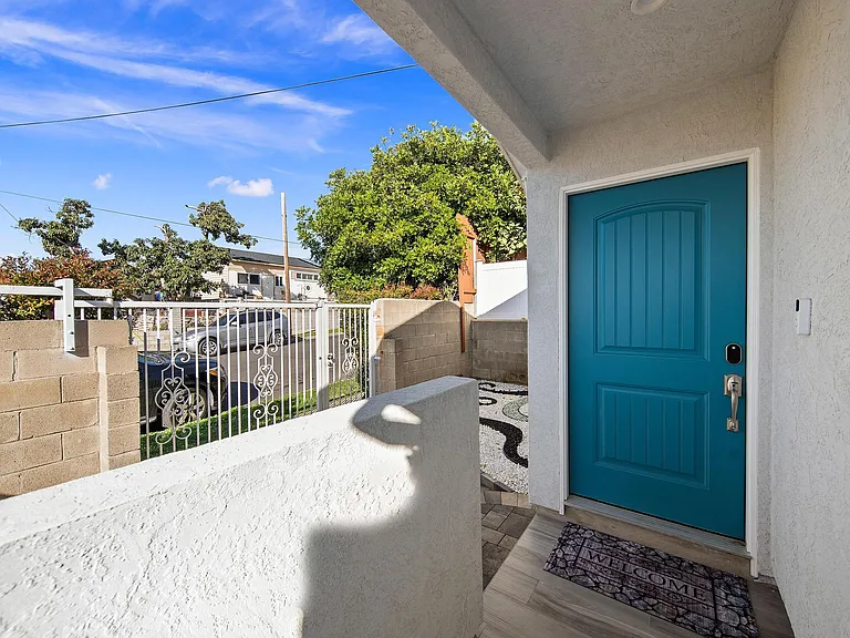 6059 Edgewater St — Photo 24