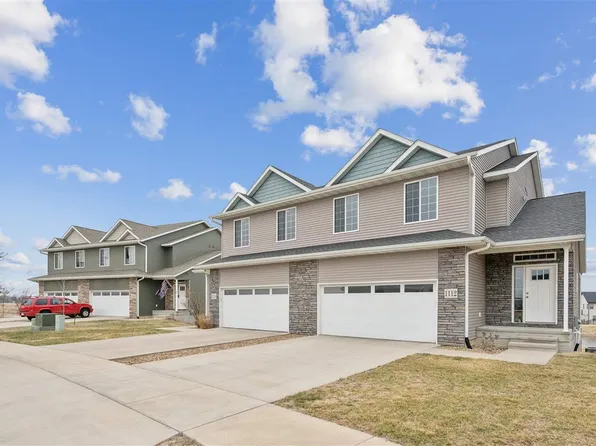 1112 Mary Ln, North Liberty, IA 52317
