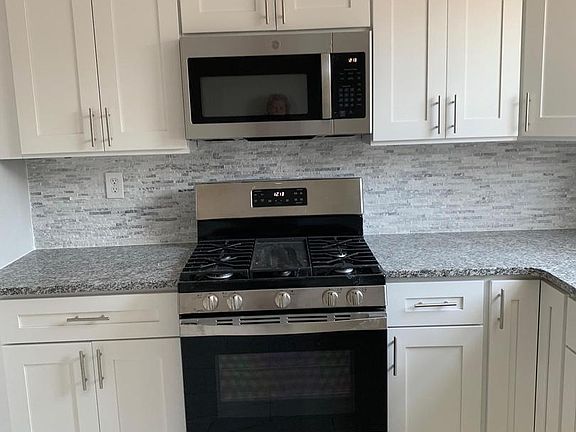 5th image of 7616 Summerdale Ave