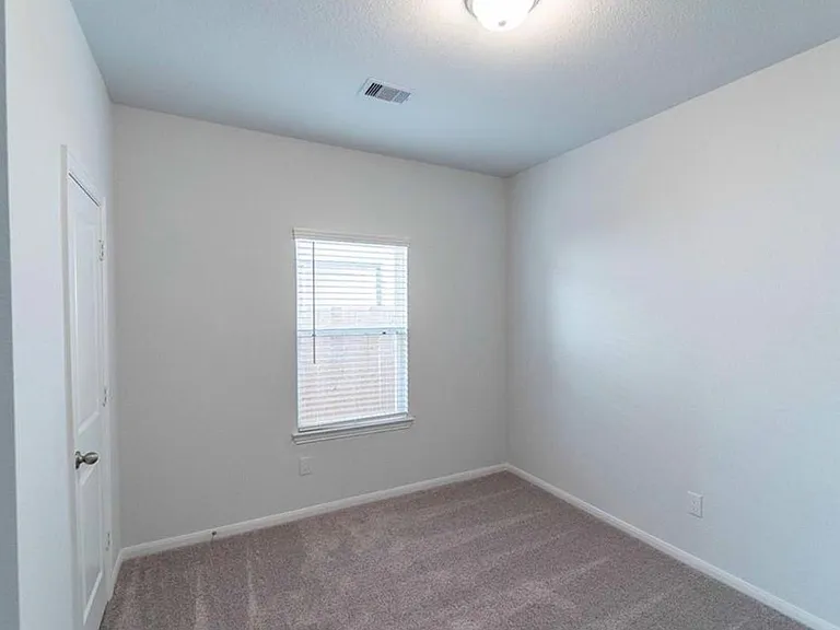14397 High Hill Dr — Photo 6