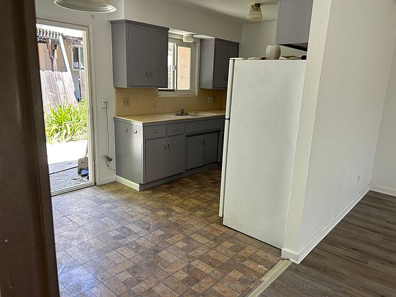 5th image of 4139 N Pershing Ave