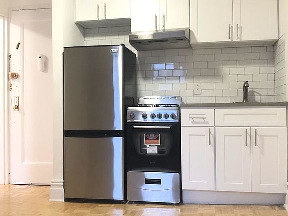 2nd image of 312 W 90th St APT 5A