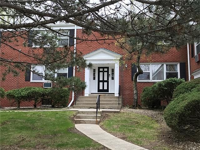 1st image of 9 Danbury Ct APT 1602