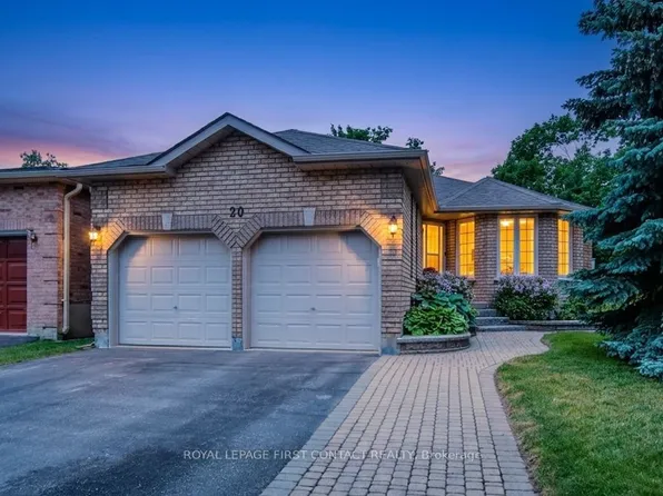 20 McVeigh Dr, Barrie, ON L4N 7E2