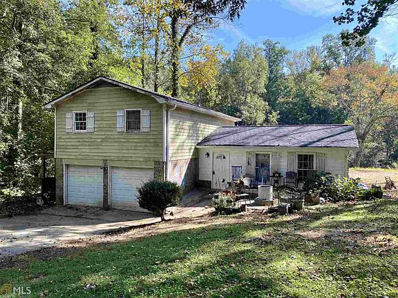 2nd image of 210 Jousters Ln