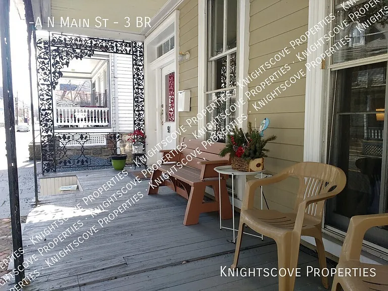 91A N Main St #3 BR — Photo 39