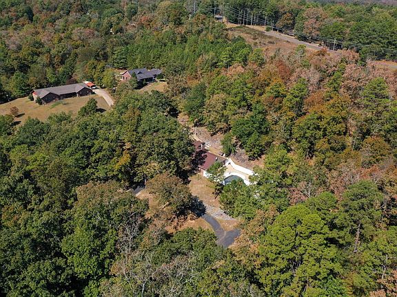 5th image of 228 Heritage Dr
