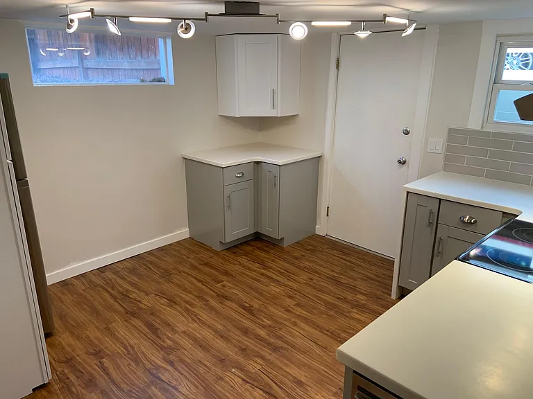 605 Edwards St #B — Photo 18
