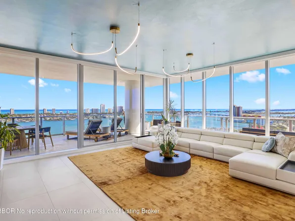 220 Lake Shore Dr #2112, West Palm Beach, FL 33403