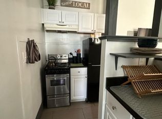 1 Irving St APT 2, Medford, MA 02155