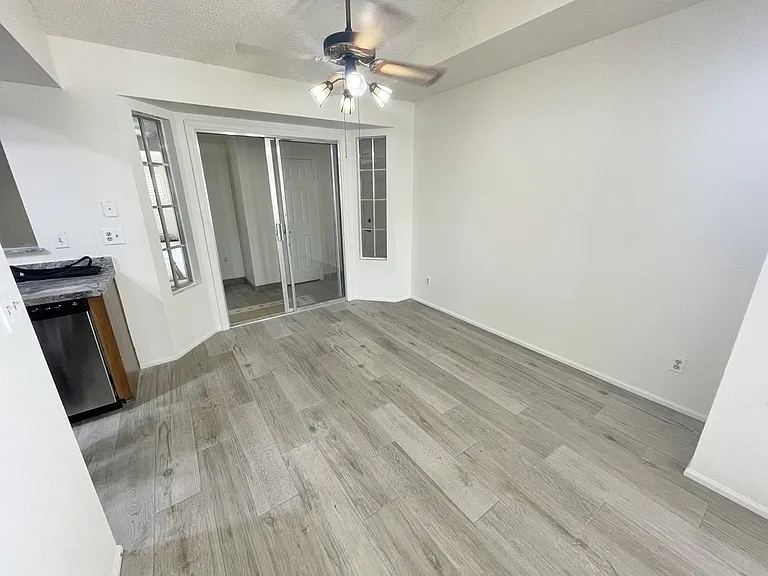 3860 E Acoma Dr — Photo 15