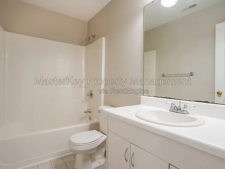 1600 Nesfield Pl — Photo 21