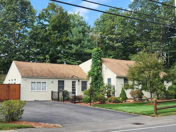 224 Manchester Street, Nashua, NH 03063